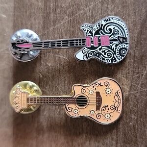🖤 Lot of 2 Rock and Roll Hall Of Fame Souvenir Pins Guitars